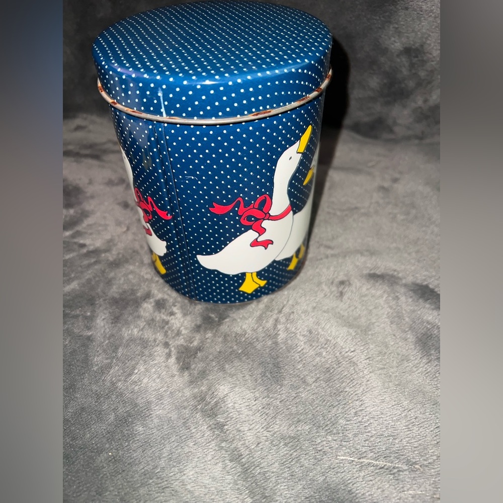 Vintage Navy Blue Polka Dot Goose Geese Duck Tin Box Canisters One With Handle - Picture 6 of 16
